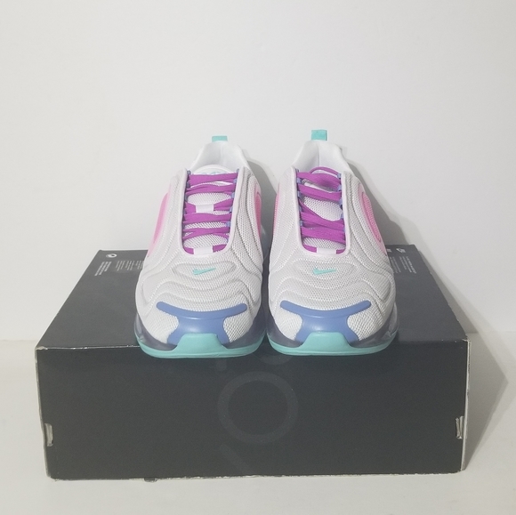 Nike Air Max 720 - Picture 3 of 7